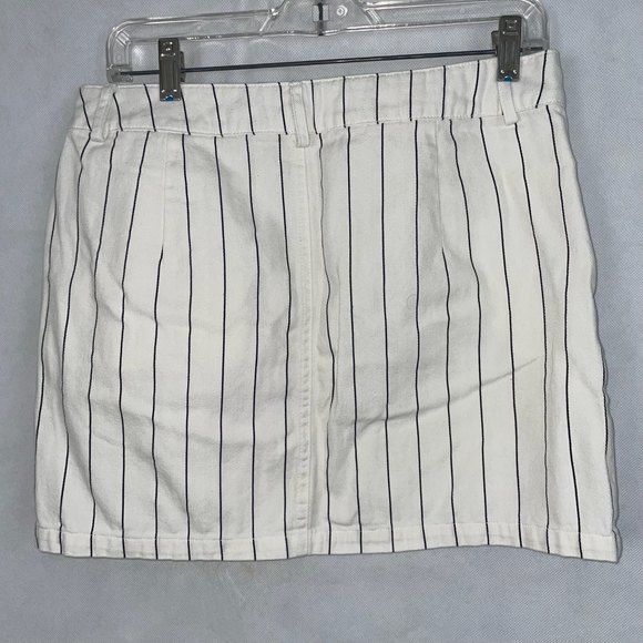 Forever 21 White/Black Striped Skirt Size Large - Picture 2 of 3
